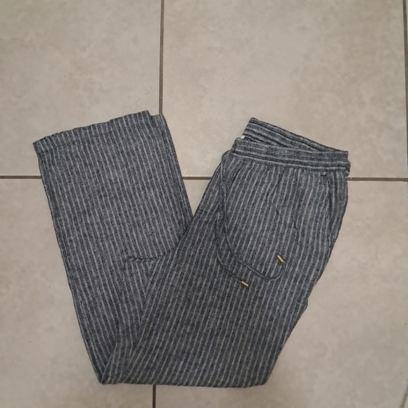Ellen Tracy Women's Pants Size M Linen and Rayon Blend Striped. - Picture 11 of 11